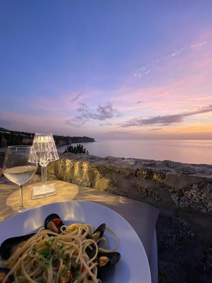 Mediterranean Boutique Hotel Tropea Exterior foto
